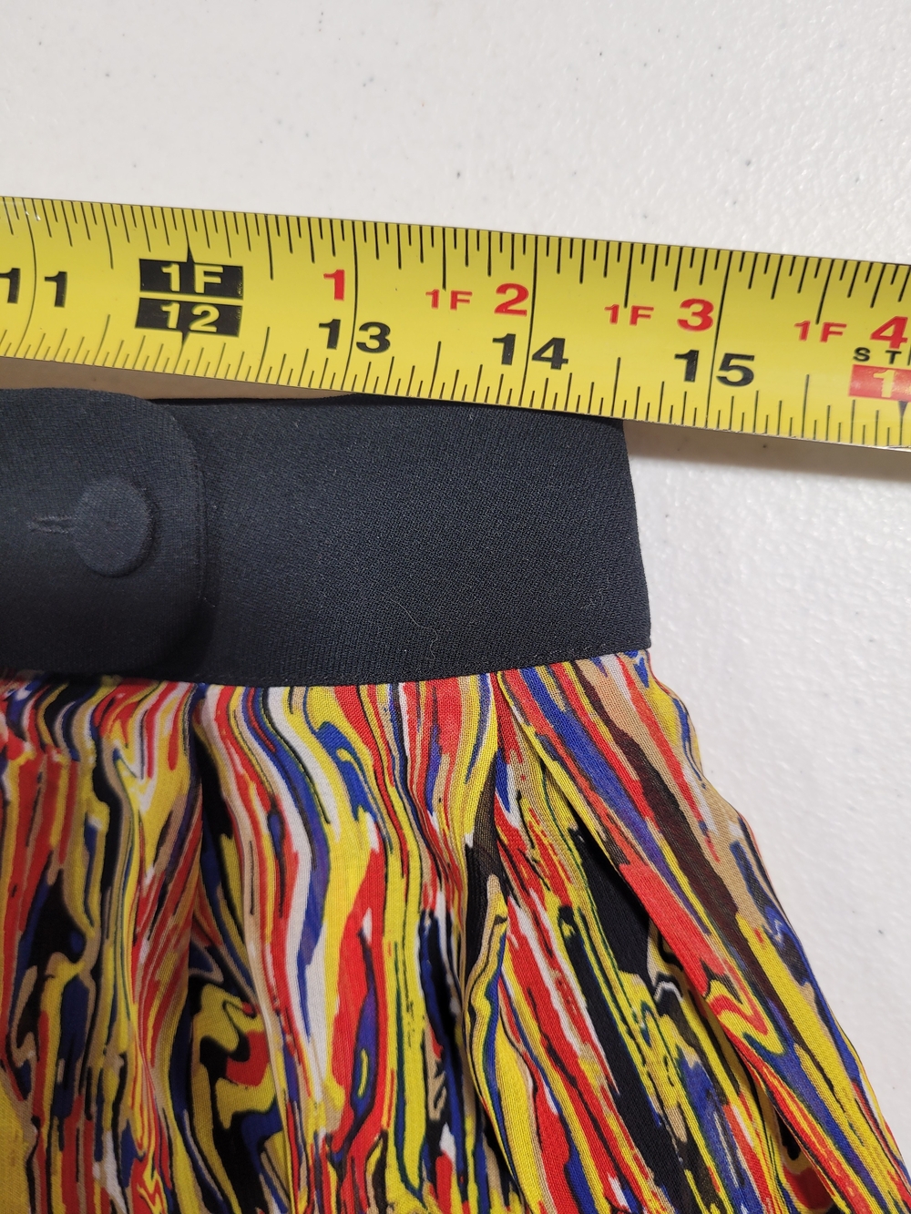 Women's Multicolor Abstract Print Mini Skirt with Black Button Front - Picture 5 of 6